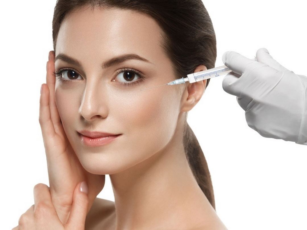 Tiêm Botox là một giải pháp thẩm mỹ tạo hình gương mặt không phẫu thuật